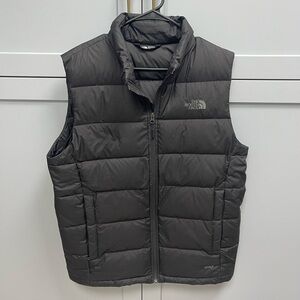 The North Face 550 Fill Down Vest Black Men’s Medium